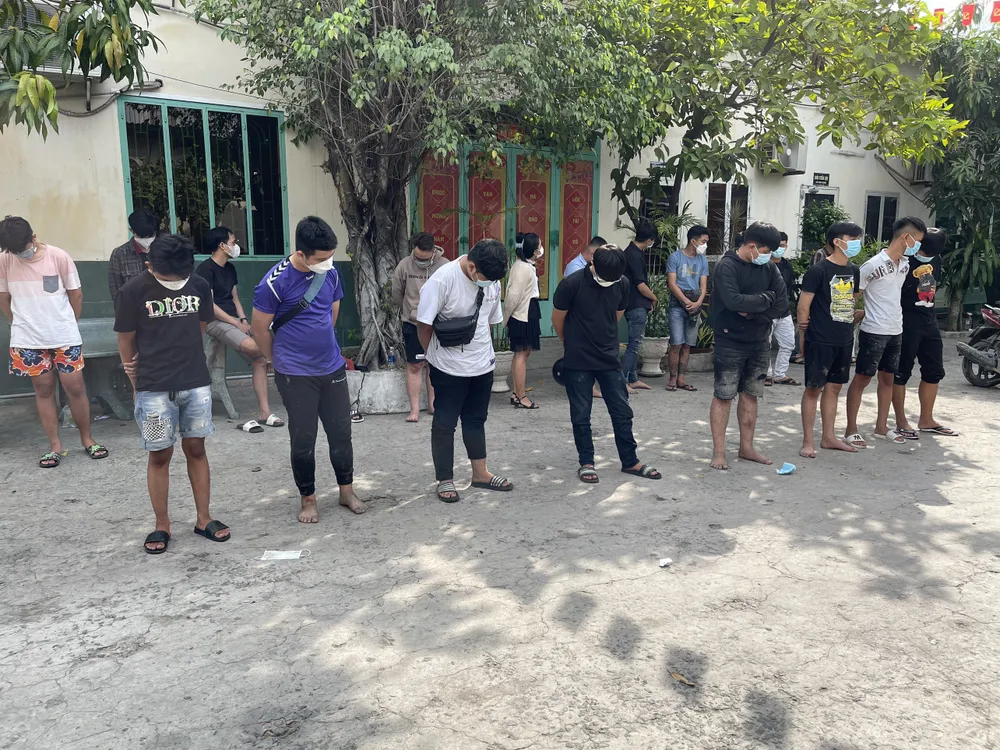 Ngăn chặn hơn 100 "quái xế" đua xe ở khu vực giáp ranh tỉnh Long An  ảnh 7