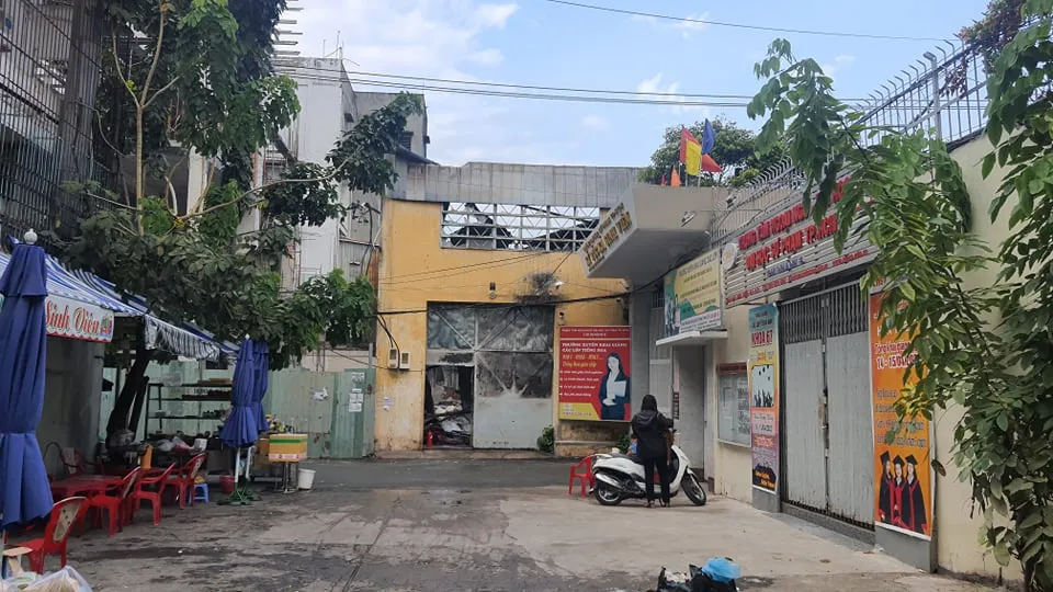 Điều tra vụ cháy kho hàng cạnh ký túc xá Đại học Sư phạm TPHCM  ảnh 4