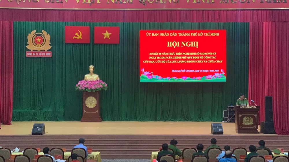 Công an TPHCM sơ kết 5 năm về công tác cứu nạn cứu hộ ảnh 3