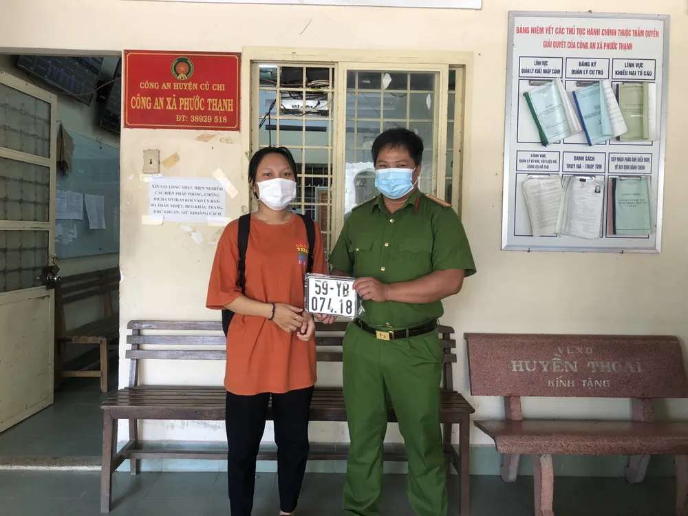 TPHCM: Người dân thuận tiện hơn khi được đăng ký, cấp biển số xe ở huyện, xã, thị trấn ảnh 9