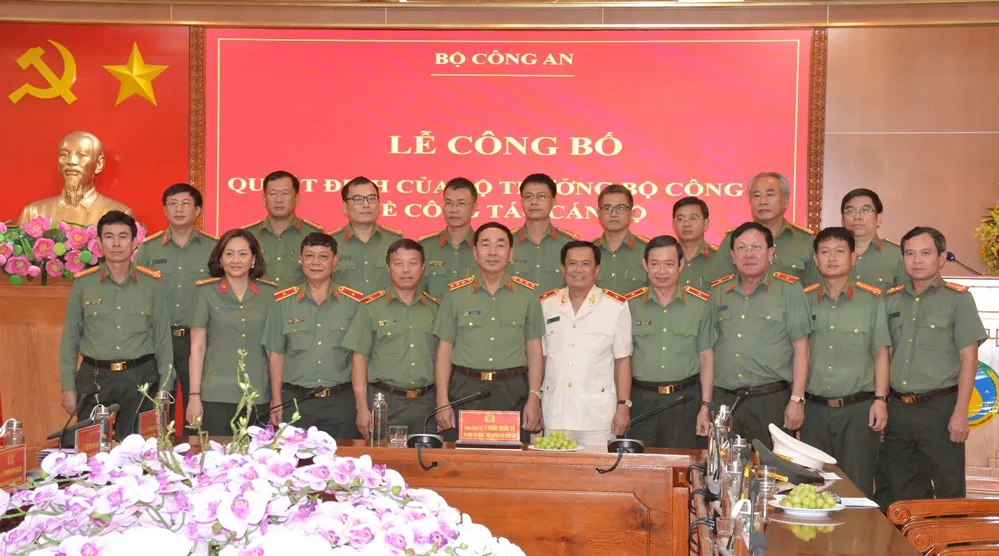 Thiếu tướng Đoàn Minh Lý giữ chức Hiệu trưởng Trường Đại học An ninh nhân dân ảnh 3