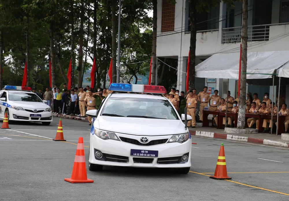 64 đội CSGT hội thi lái xe giỏi và an toàn 2022 ảnh 6