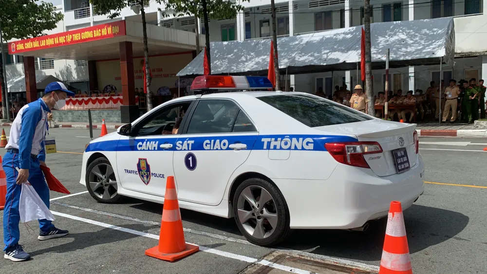 64 đội CSGT hội thi lái xe giỏi và an toàn 2022 ảnh 11