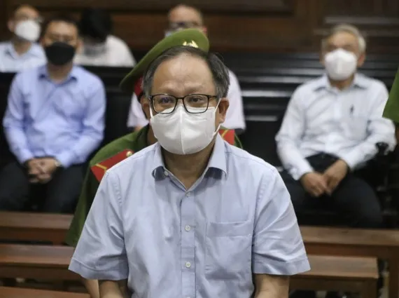 Xử phúc thẩm ông Tất Thành Cang vụ bán rẻ 9 triệu cổ phần ảnh 1