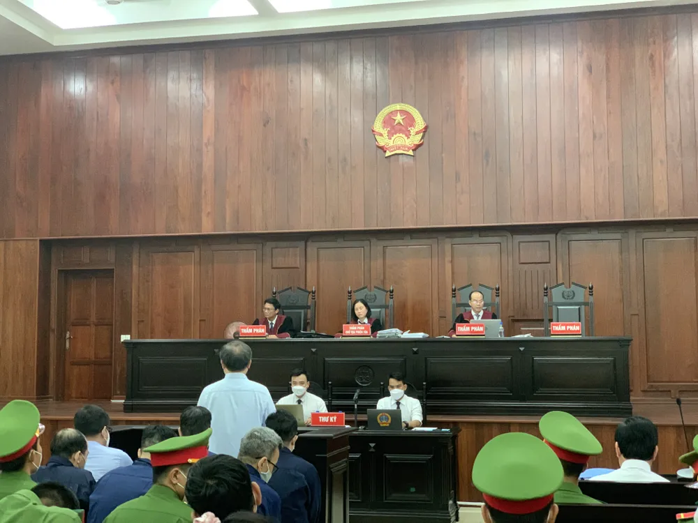 Viện Kiểm sát đề nghị giảm án cho bị cáo Tất Thành Cang ảnh 1