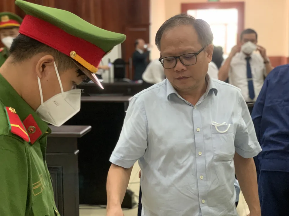 Bị cáo Tất Thành Cang xin cho cấp dưới ảnh 3