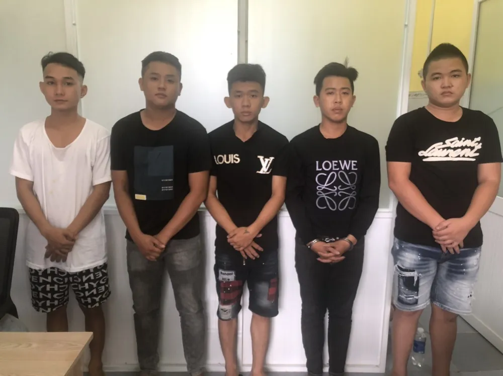 Bắt 17 đối tượng tham gia hỗn chiến ở TP Thủ Đức  ảnh 2