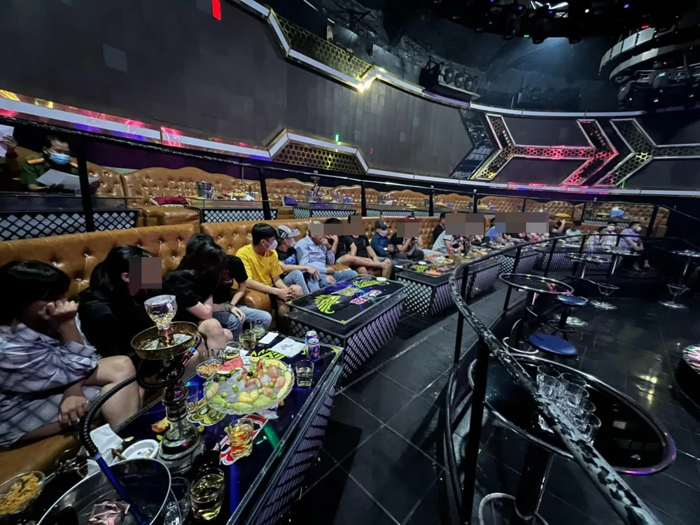 Đột kích Bar Club 68 phát hiện 32 “dân chơi” dương tính chất ma túy ảnh 3