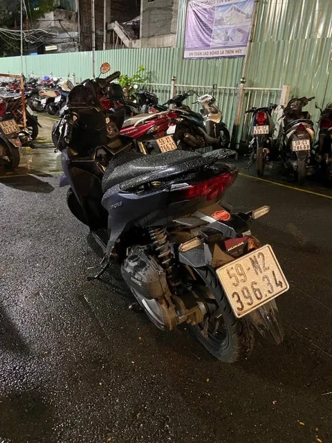 Bắt nhóm cướp túi xách của cô gái cầu cứu qua mạng khi vào TPHCM để du lịch ảnh 3