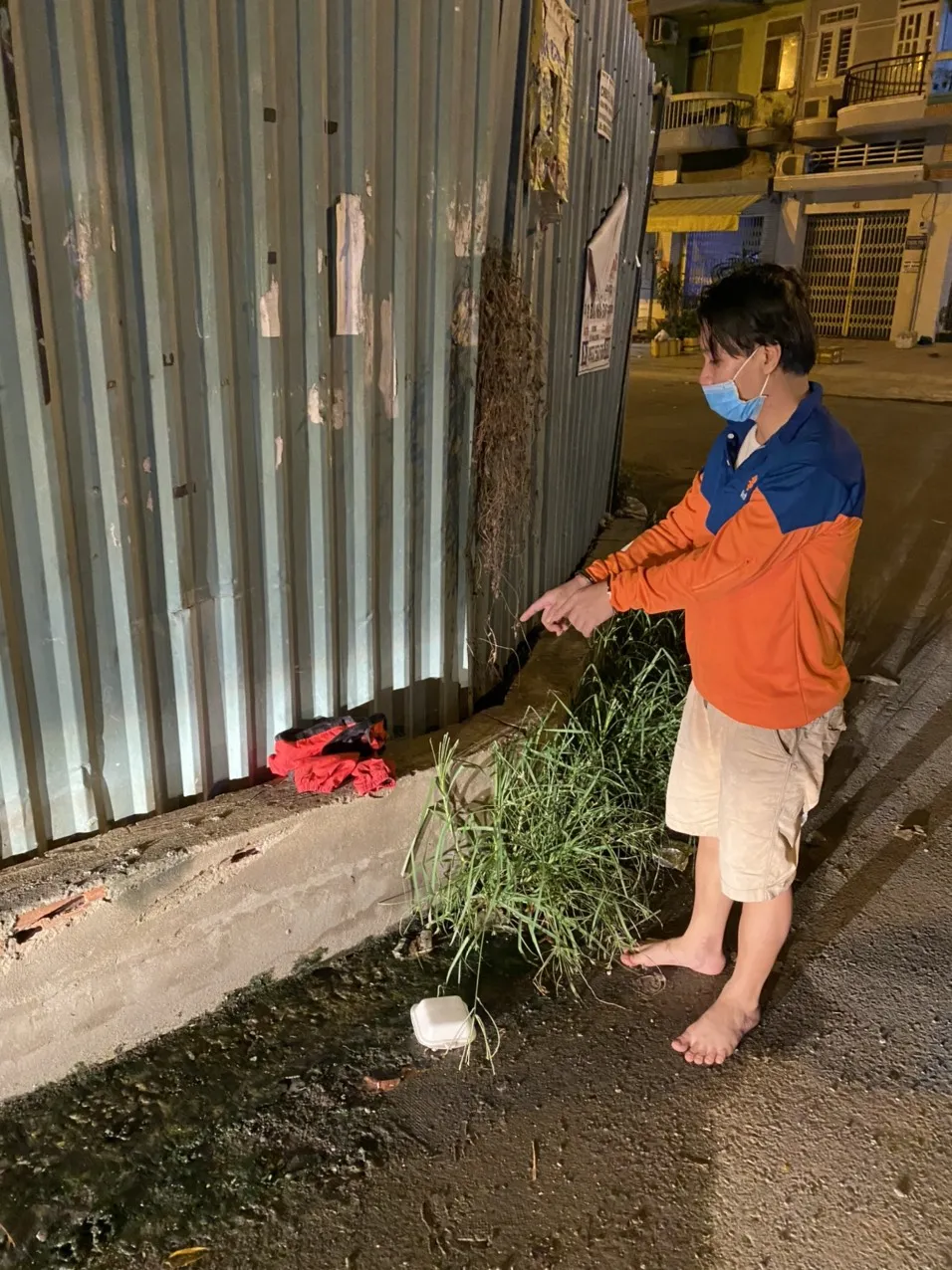 Kẻ dùng súng giả khống chế người phụ nữ để cướp vàng khai gì? ảnh 7