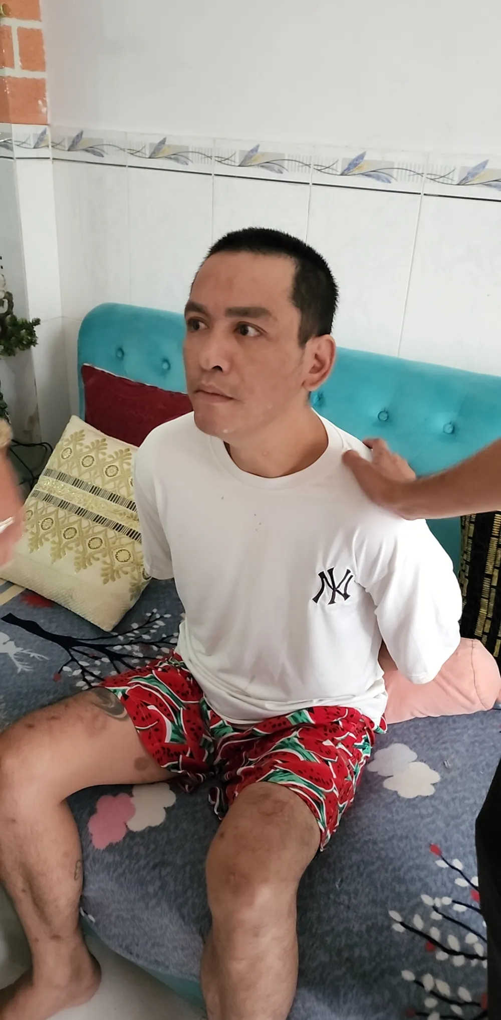 Thiếu tiền mua ma túy, mượn xe đi cướp giật ảnh 1