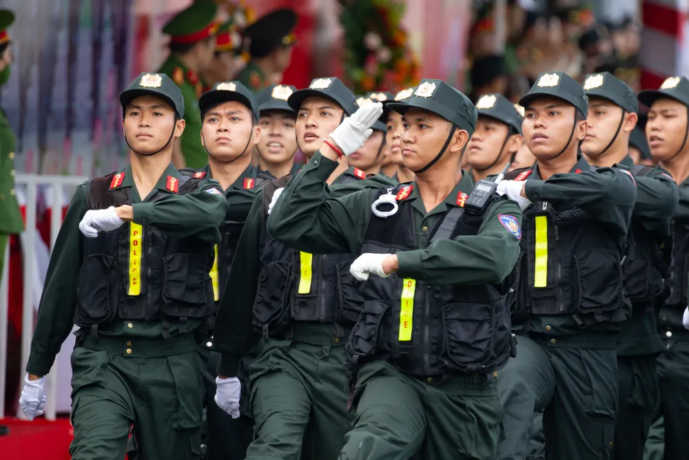 Ra mắt Trung đoàn Cảnh sát cơ động dự bị chiến đấu thuộc Công an TPHCM ảnh 13