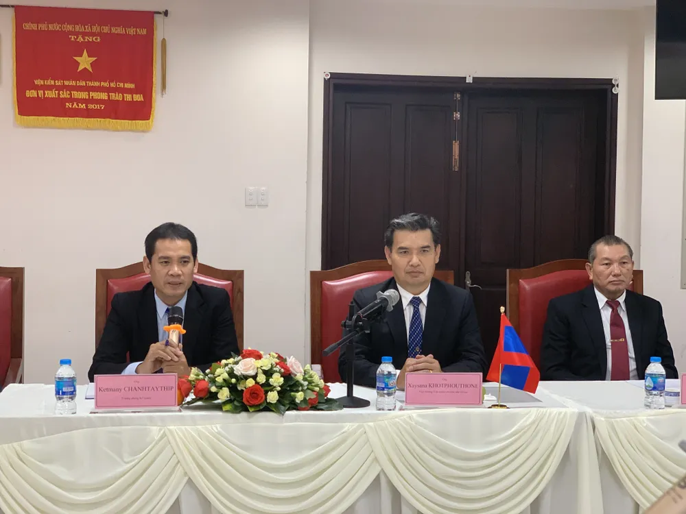 Viện KSND tối cao Lào thăm làm việc tại Viện KSND TPHCM ảnh 1