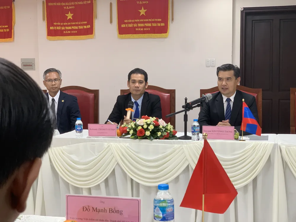 Viện KSND tối cao Lào thăm làm việc tại Viện KSND TPHCM ảnh 3