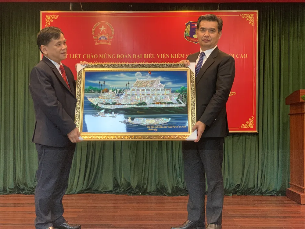 Viện KSND tối cao Lào thăm làm việc tại Viện KSND TPHCM ảnh 4