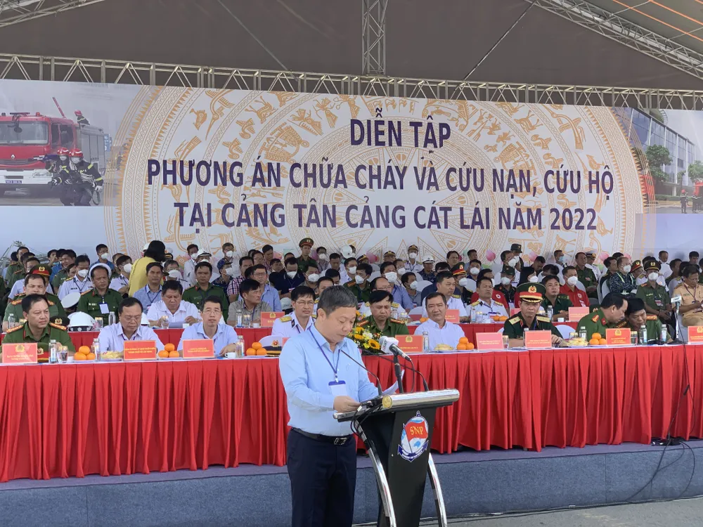 Gần 1.900 người tham gia diễn tập chữa cháy ở Tân Cảng Cát Lái ảnh 25