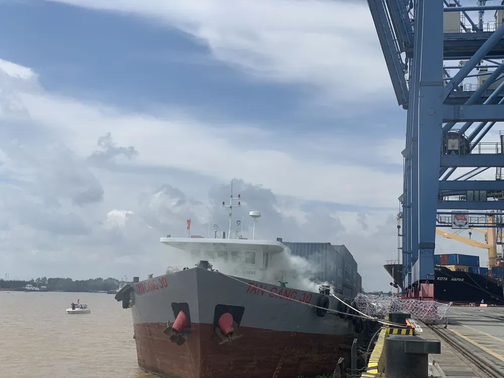 Gần 1.900 người tham gia diễn tập chữa cháy ở Tân Cảng Cát Lái ảnh 4