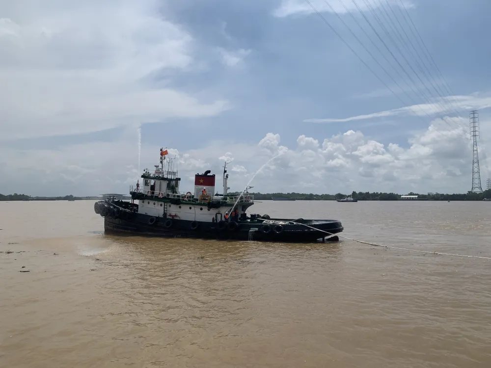 Gần 1.900 người tham gia diễn tập chữa cháy ở Tân Cảng Cát Lái ảnh 10