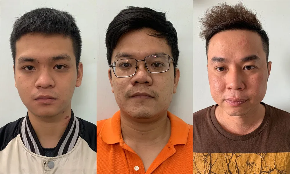 Triệt phá 2 đường dây làm giả CCCD gắn chip ảnh 1