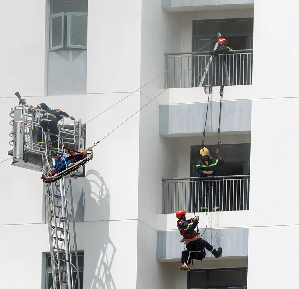 5.000 người diễn tập phòng chống khủng bố tại TPHCM ảnh 8