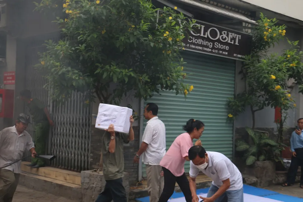 Phường đầu tiên ở TPHCM hoàn tất xây dựng tổ liên gia an toàn PCCC ảnh 10