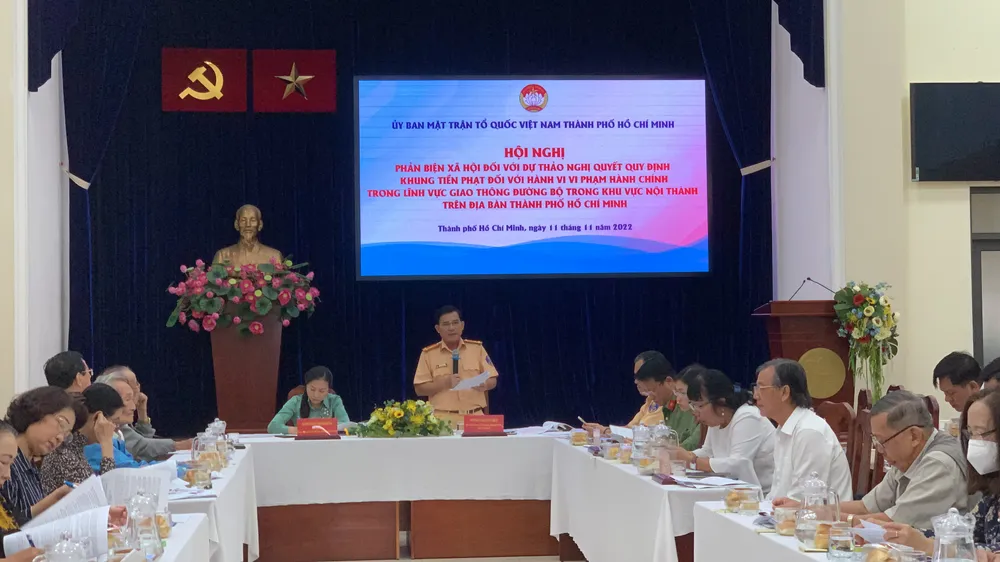 Cân nhắc tăng gấp đôi mức phạt tiền trong vi phạm giao thông ở TPHCM ảnh 1