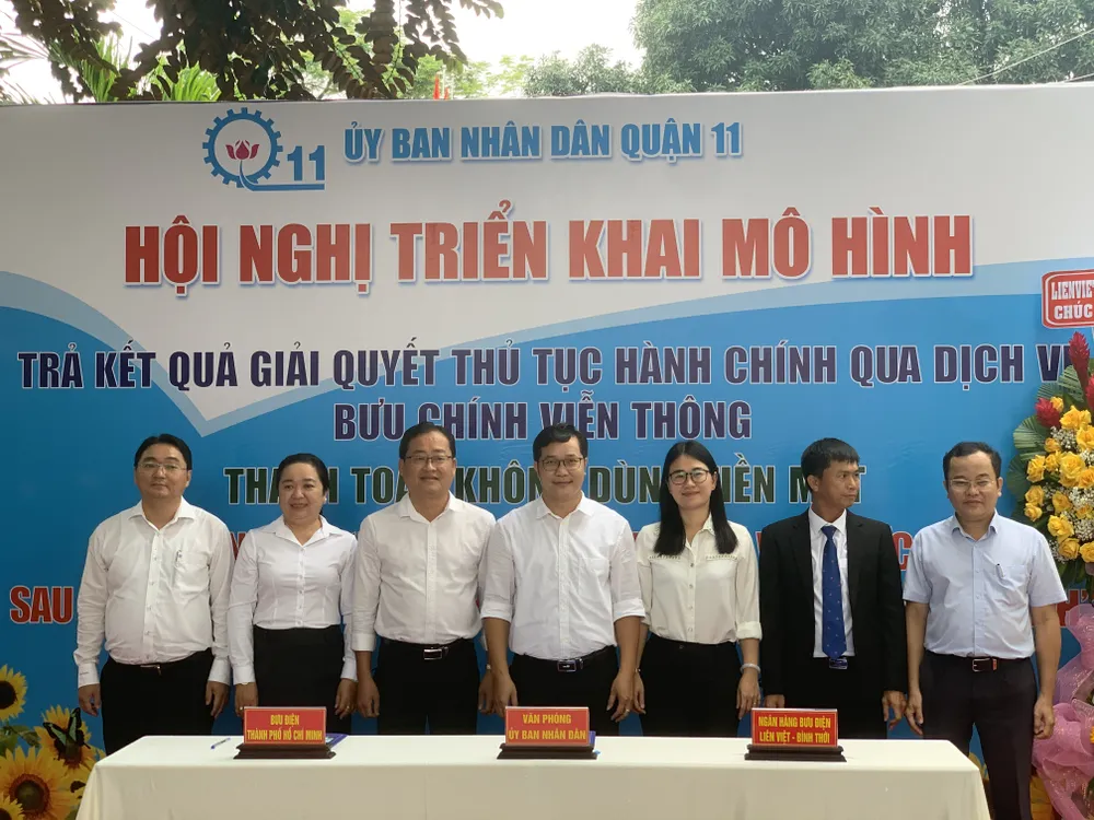 Quận 11 trả kết quả giải quyết thủ tục hành chính qua bưu điện và thanh toán không dùng tiền mặt ảnh 3