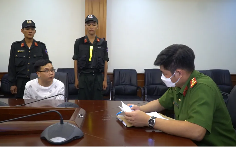 “Ông trùm” cầm đầu đường dây đánh bạc hơn 1.000 tỷ đồng mùa World Cup khai gì? ảnh 2