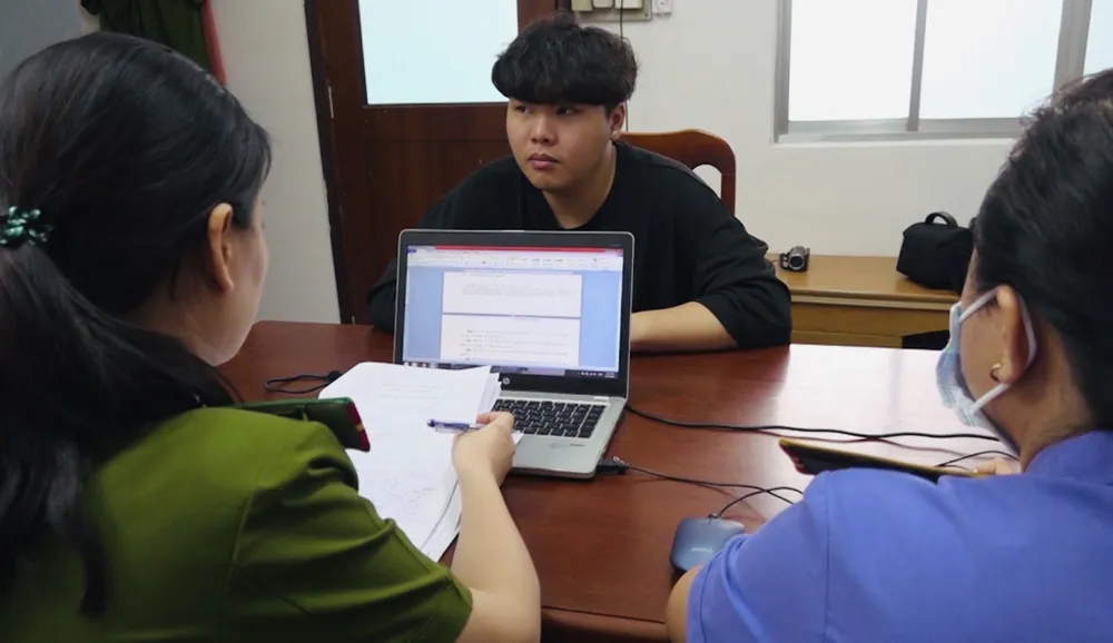 Một đối tượng trong đường dây lừa đảo chiếm đoạt tài sản ở quận Bình Thạnh bị bắt