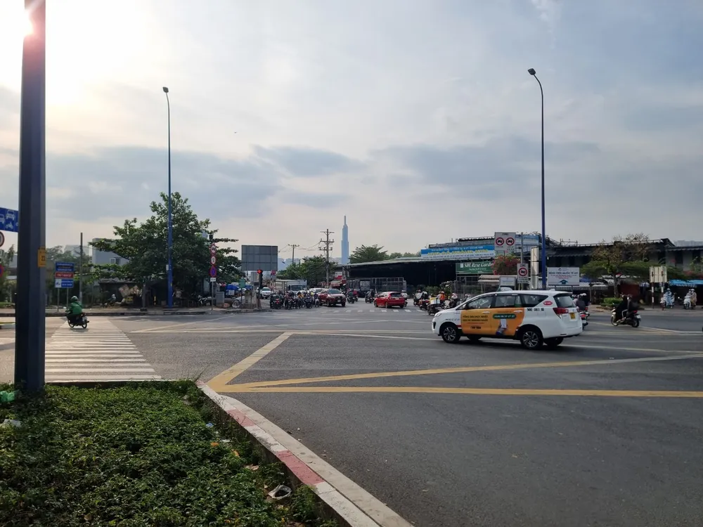 Giao lộ đường Mai Chí Thọ - Đồng Văn Cống thông suốt, ổn định