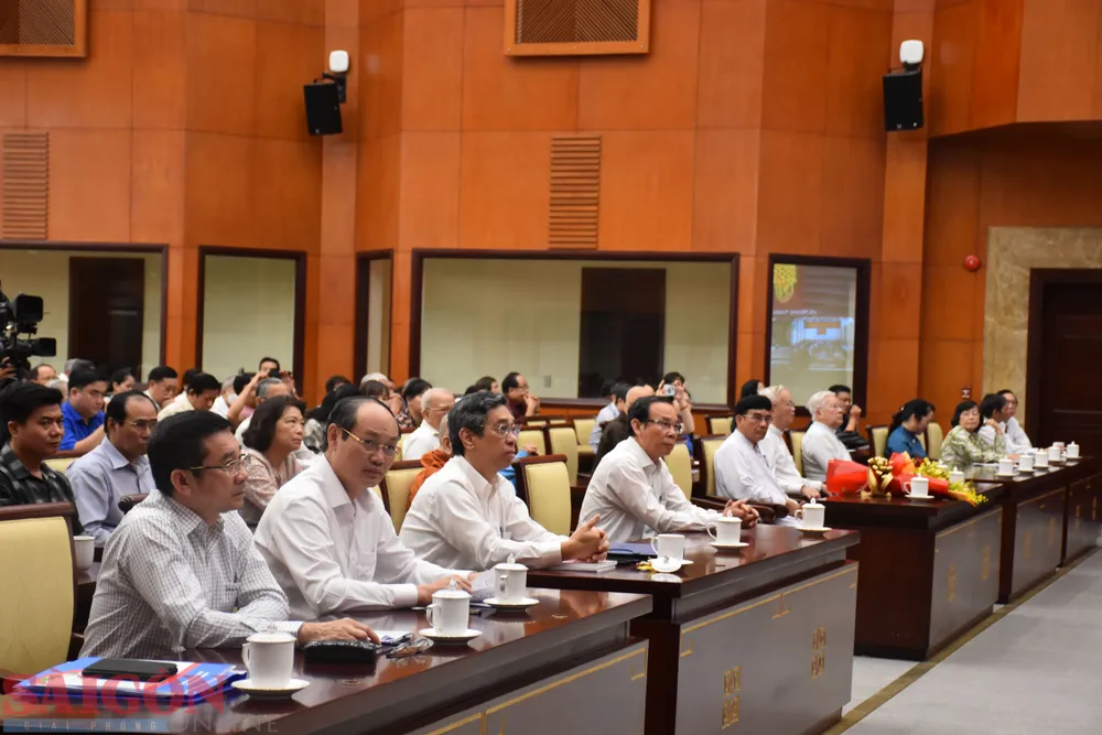 Lãnh đạo TPHCM tại hội nghị. Ảnh: CHÍ THẠCH