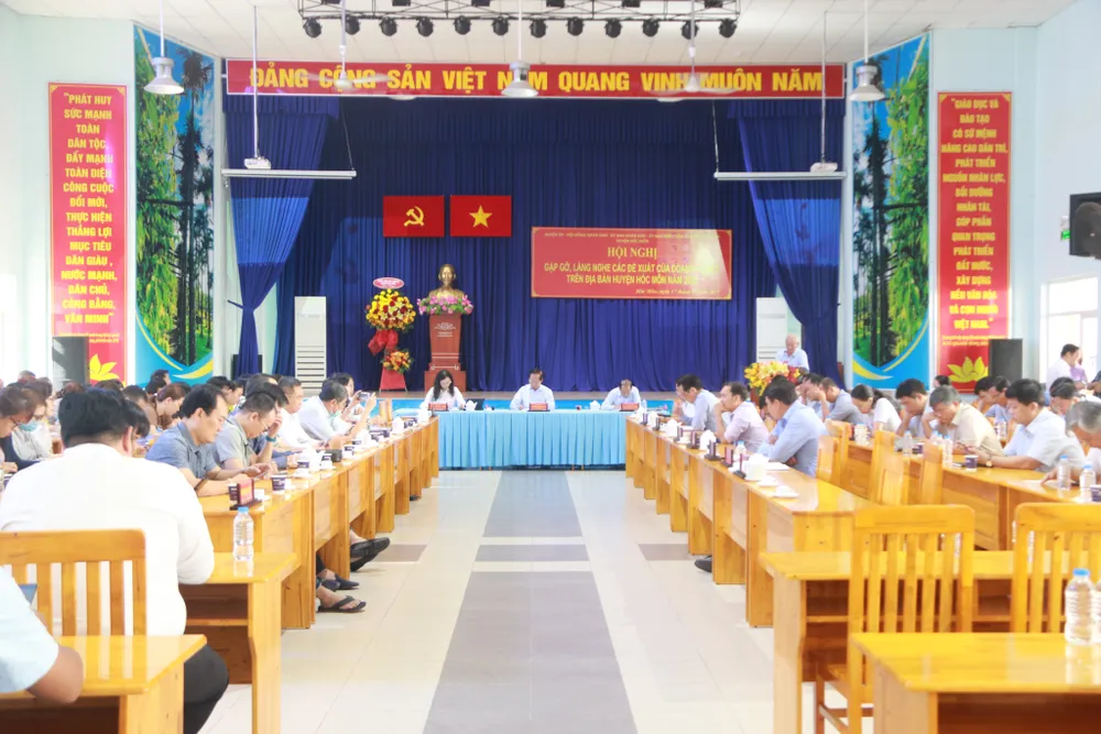 Quang cảnh hội nghị