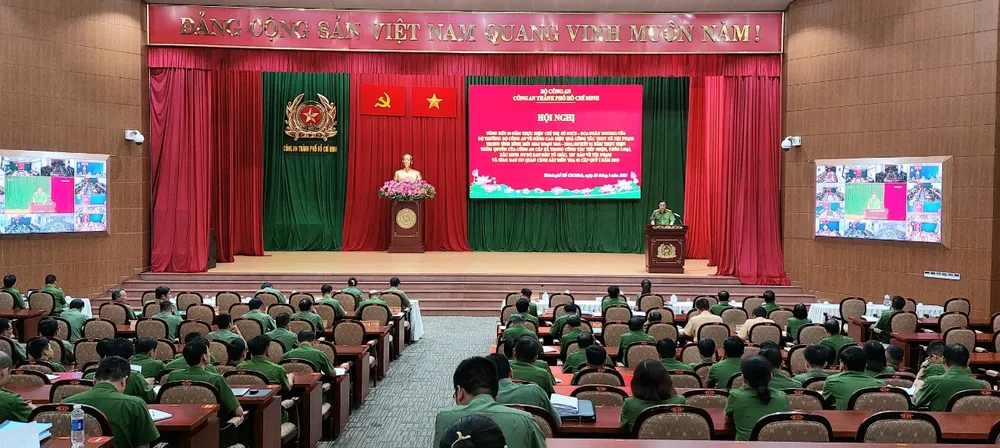 Quang cảnh hội nghị