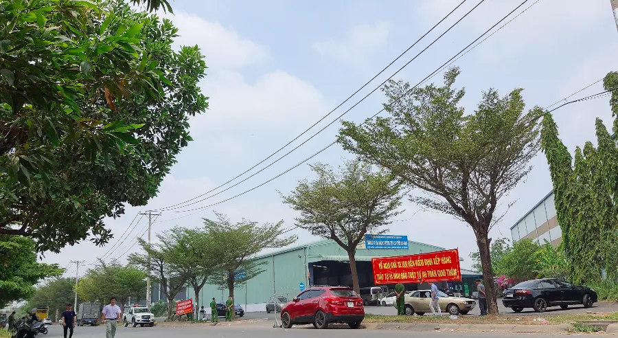 Công an phong tỏa TTĐK 50-01S