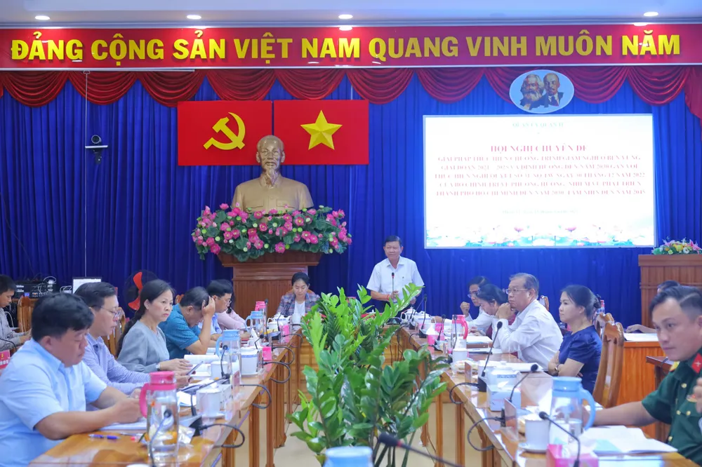 Phó Bí thư Thường trực Quận ủy 11 Nguyễn Tăng Minh phát biểu