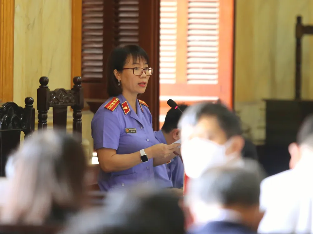 Đại diện Viện KSND TPHCM luận tội và đề nghị mức án với các bị cáo