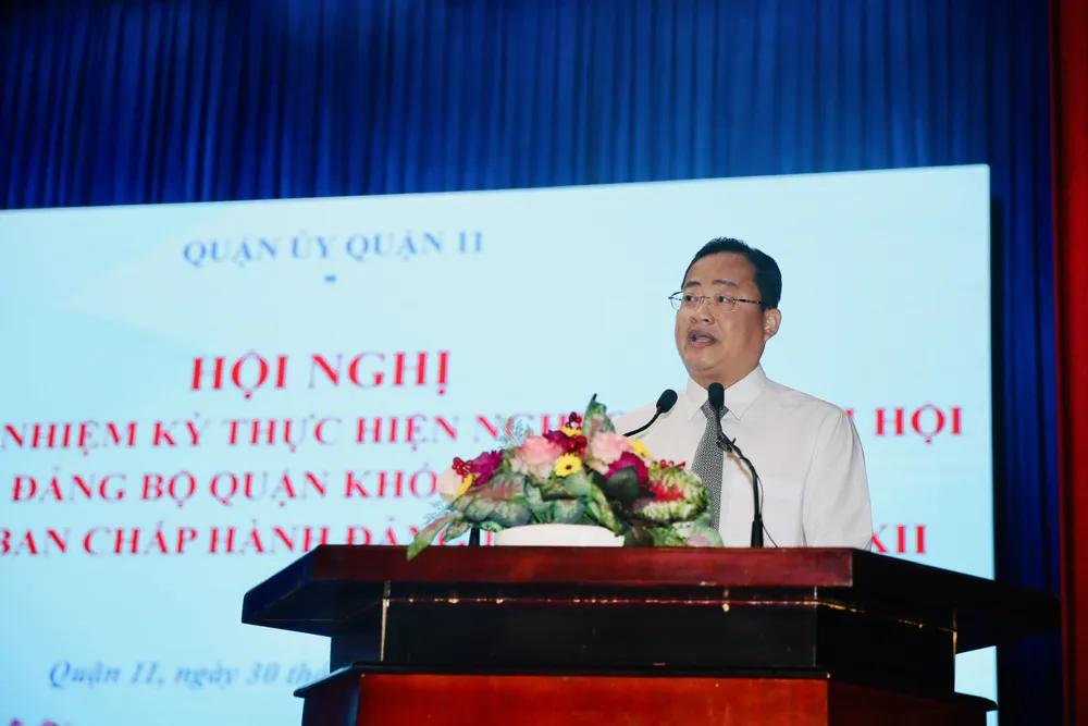Bí thư Quận ủy quận 11 Trương Quốc Lâm phát biểu tại hội nghị. Ảnh: CHÍ THẠCH Bí thư Quận ủy quận 11 Trương Quốc Lâm phát biểu tại hội nghị. Ảnh: CHÍ THẠCH