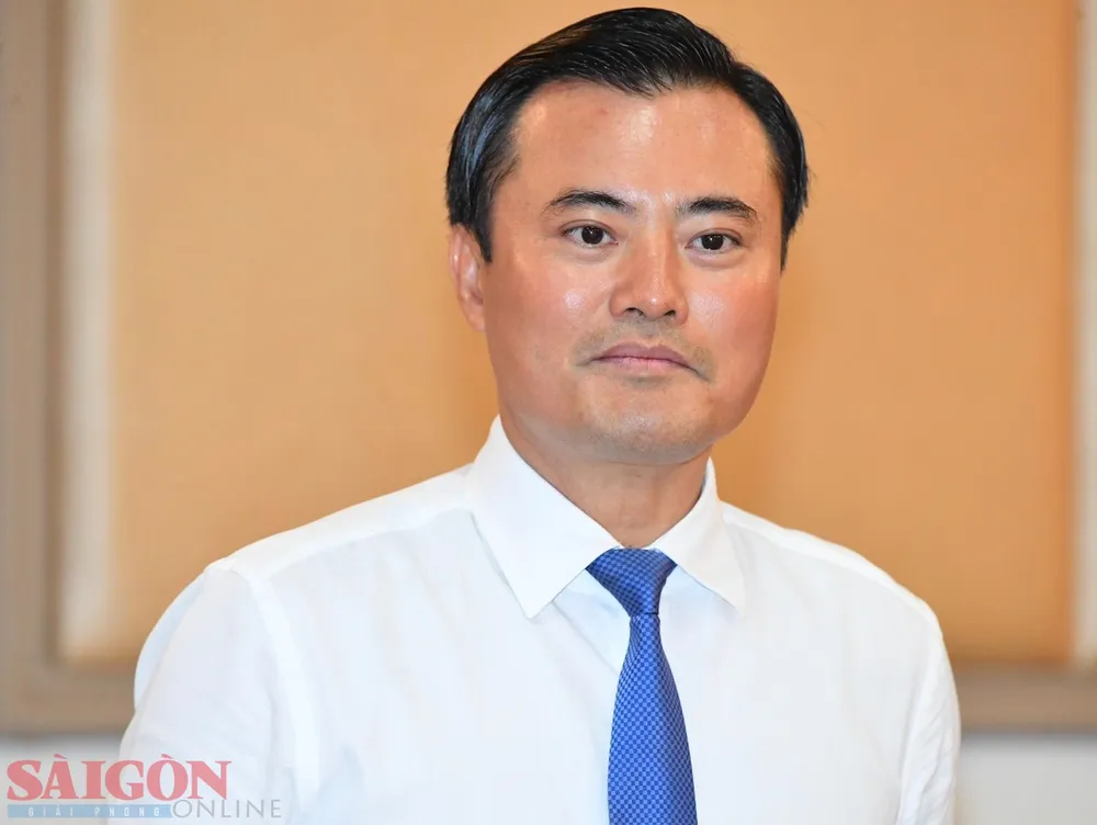 Phó Chủ tịch UBND TPHCM Bùi Xuân Cường phát biểu. Ảnh: VIỆT DŨNG Phó Chủ tịch UBND TPHCM Bùi Xuân Cường phát biểu. Ảnh: VIỆT DŨNG