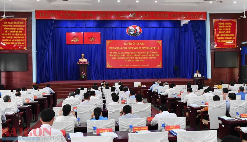 Các đại biểu tham dự hội nghị. Ảnh: VIỆT DŨNG