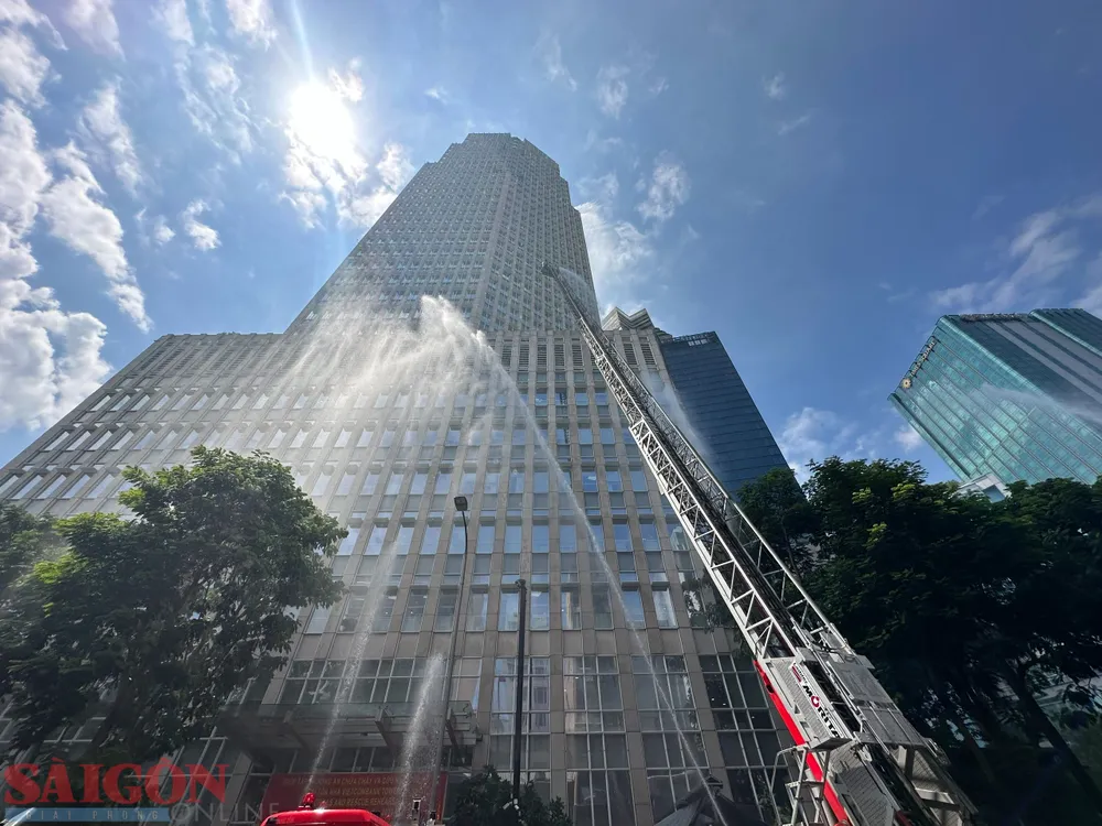 Buổi diễn tập kết thúc đúng theo kịch bản, không có sự cố, tai nạn phát sinh. Ảnh: CHÍ THẠCH