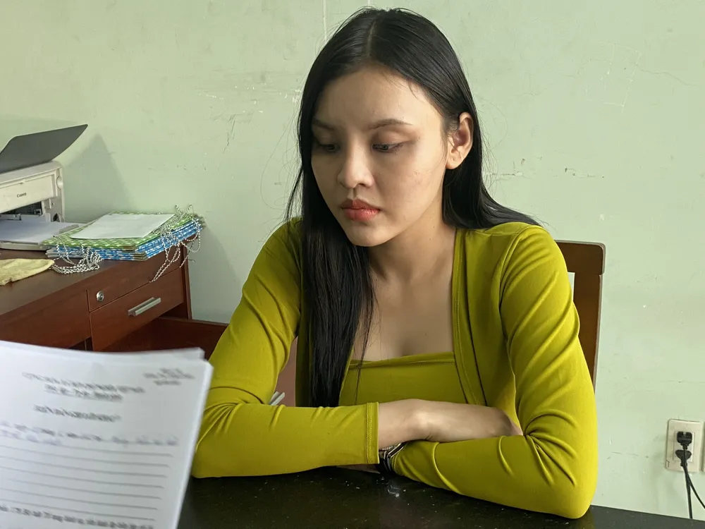 Khởi tố cựu tiếp viên cầm đầu đường dây bán dâm