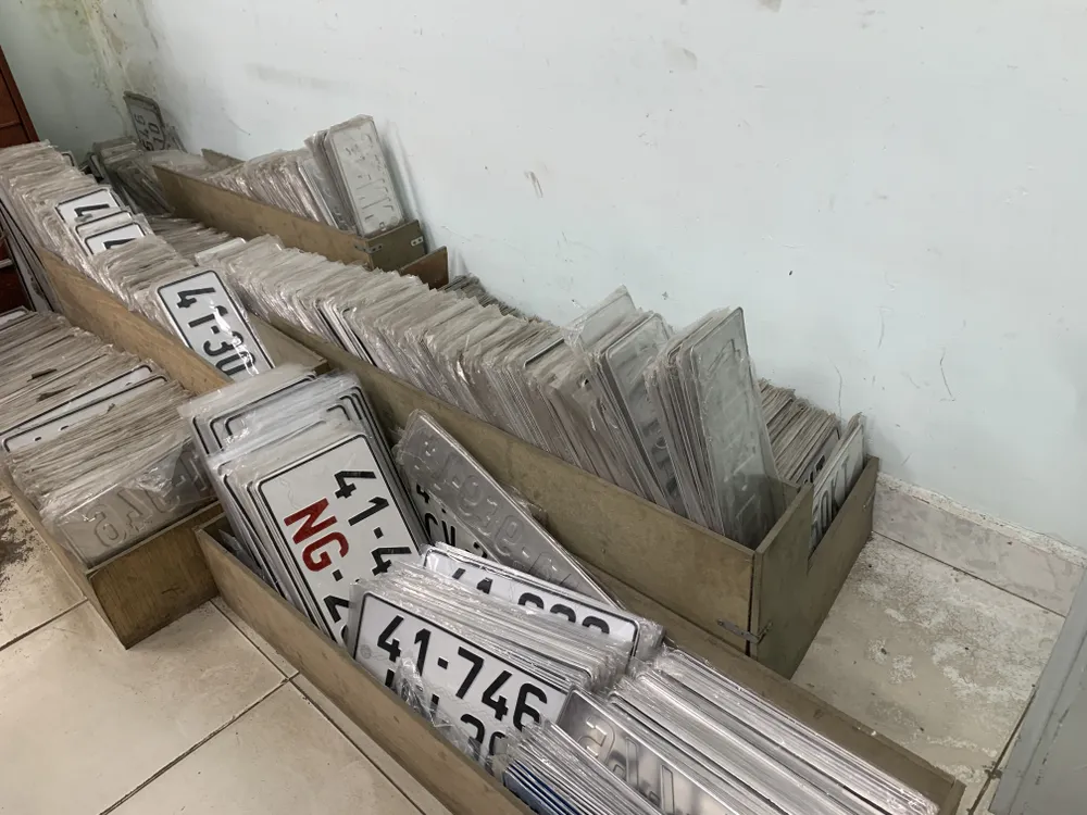 Biển số xe cấp đổi tại trụ sở công an