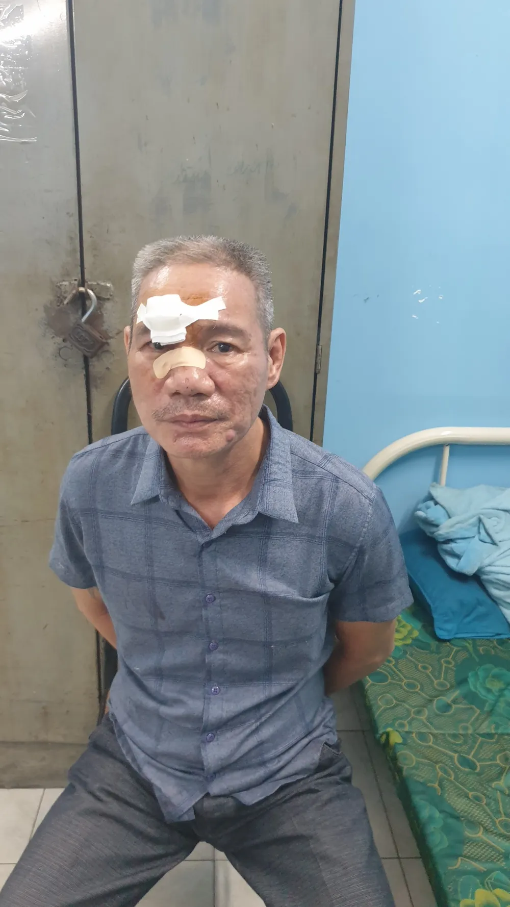 Dũng tại cơ quan công an