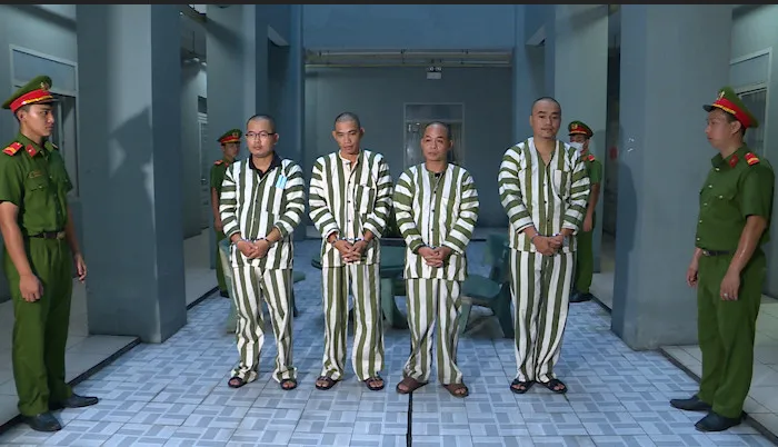 Nhóm đối tượng tại cơ quan công an Nhóm đối tượng tại cơ quan công an