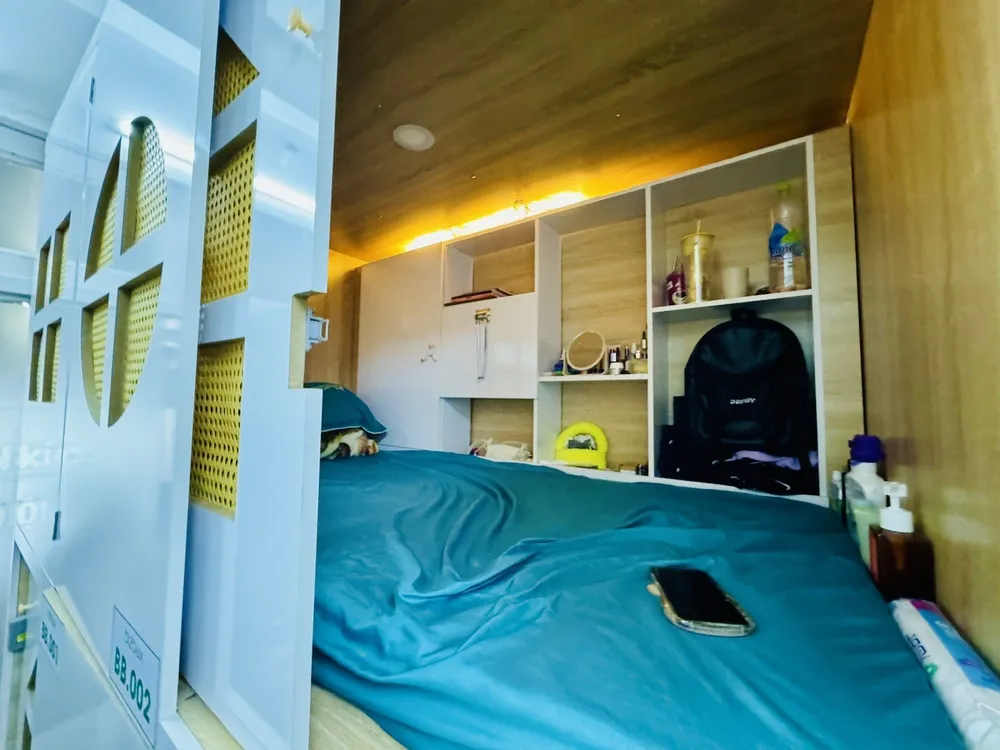 Mô hình cho thuê “hộp ngủ” (sleep box Song Hưng) trên đường Cộng Hòa