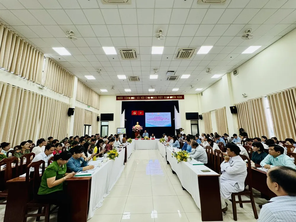 Quang cảnh hội nghị