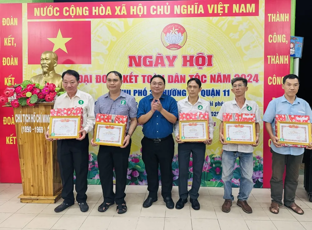 Xây dựng khu dân cư đoàn kết, nghĩa tình, tự quản ảnh 8