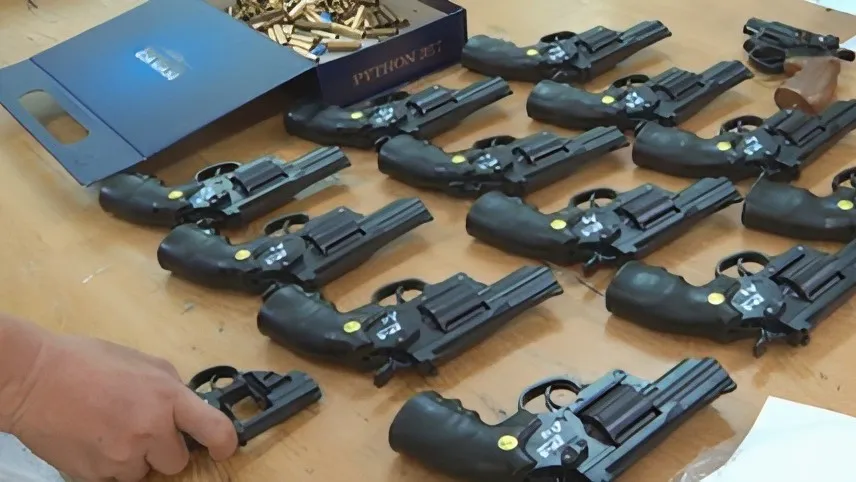 Ảnh 8 - Tang vật thu giữ.jpg