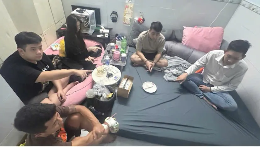 Ảnh 6 - Các đối tượng bị bắt giữ.jpg