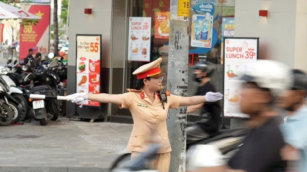 CSGT điều tiết giao thông ở khu vực trung tâm TPHCM